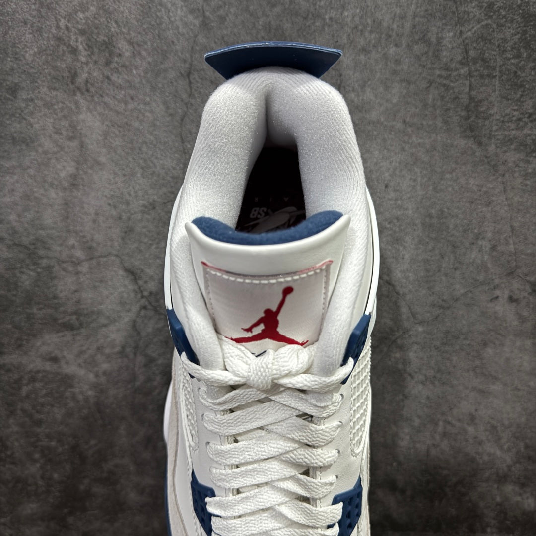 Tênis Air Jordan 4 Retro SB Navy Metal
