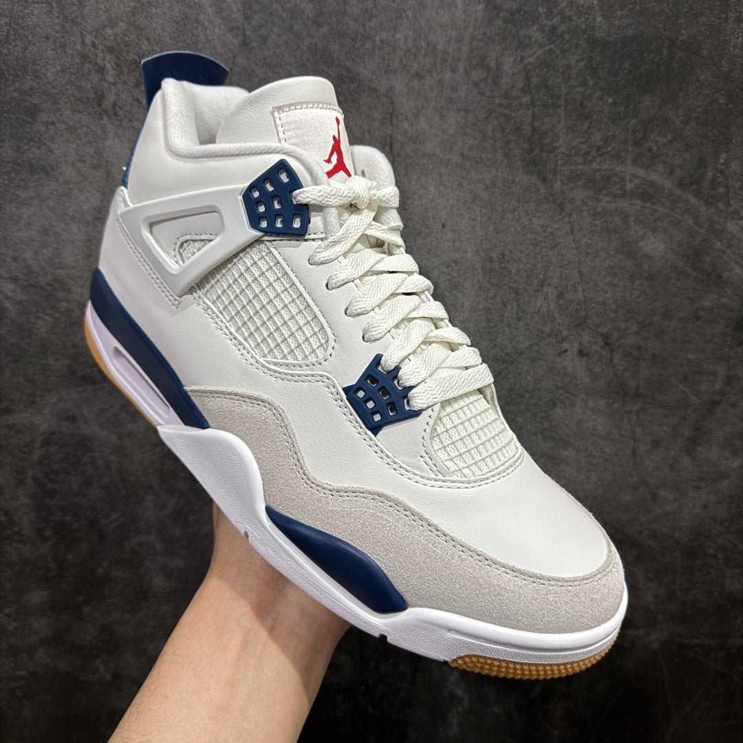 Tênis Air Jordan 4 Retro SB Navy Metal