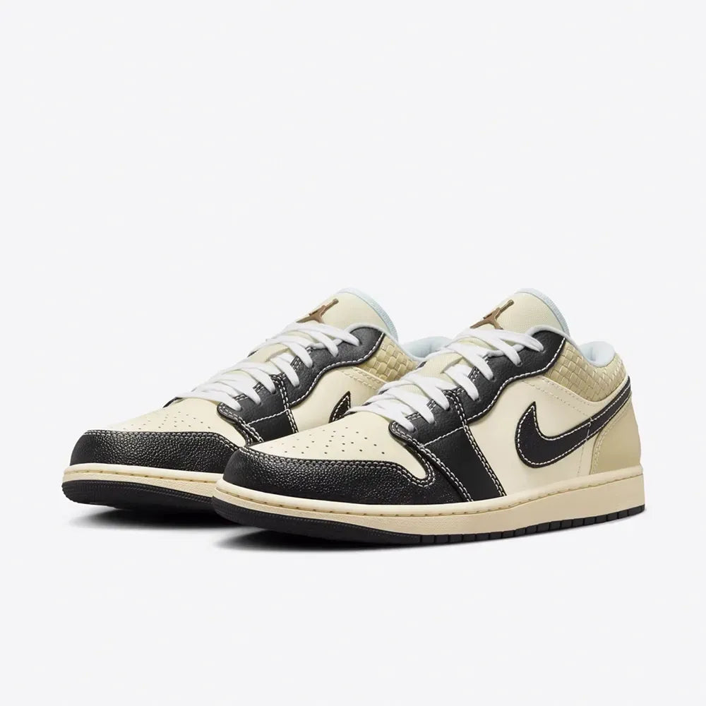 Tênis Nike Air Jordan 1 Low SE Coconut Milk Black Muslino