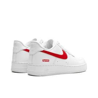 Tênis Nike Supreme x Air Force 1 Low