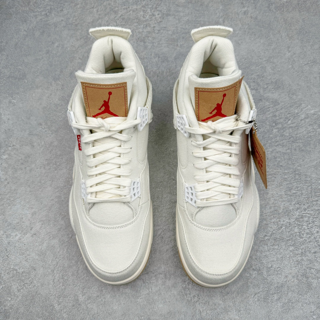 Tênis Nike Air Jordan 4 Retro Levi's x White Denim'