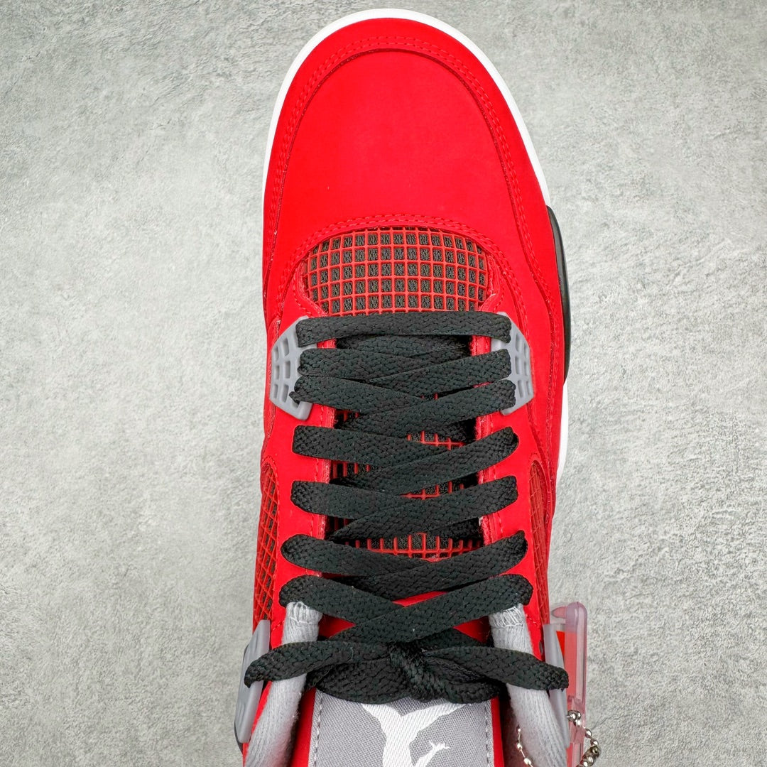 Tênis Air Jordan 4 Retro Toro Bravo