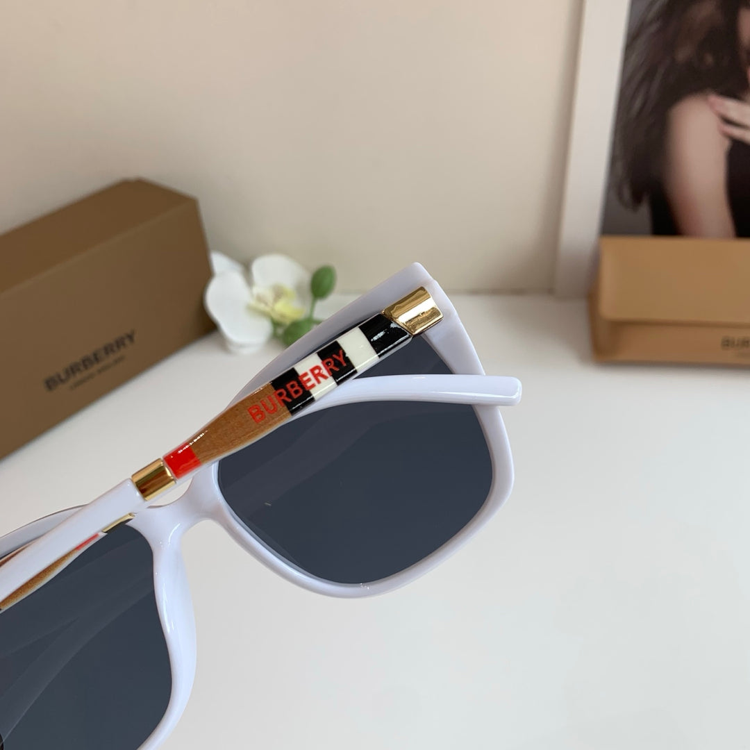 Óculos Burberry