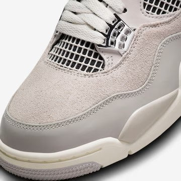 Tênis Air Jordan 4 Frozen Moments