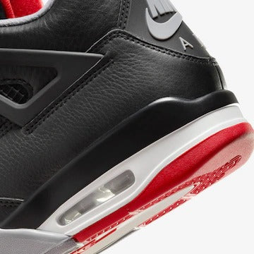 Tênis Air Jordan 4 Retro Bred Reimagined