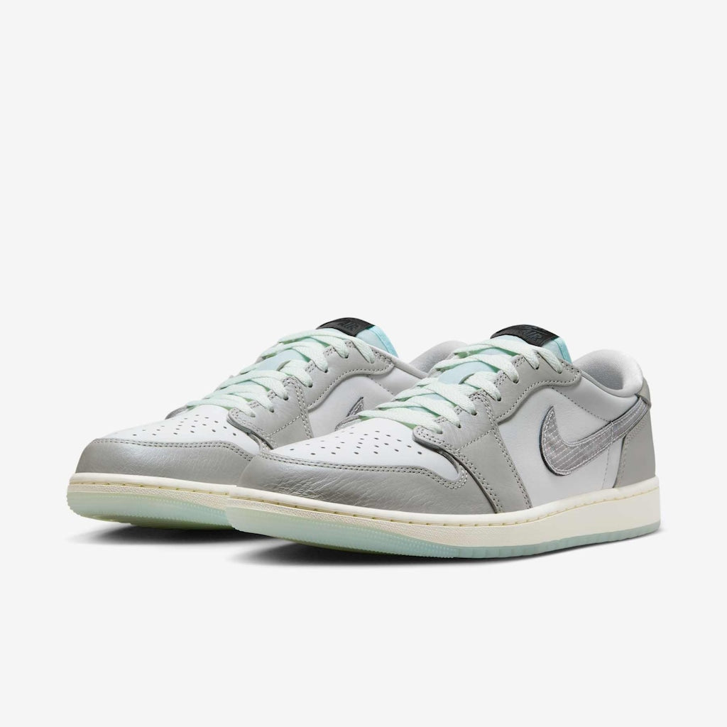 Tênis Nike Air Jordan 1 Low Lunar New Year