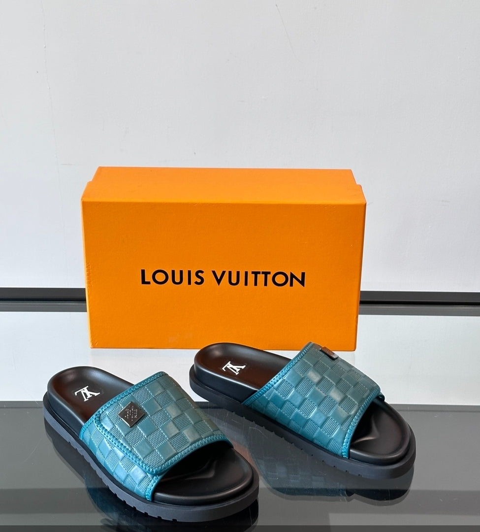Slide LV Monogram