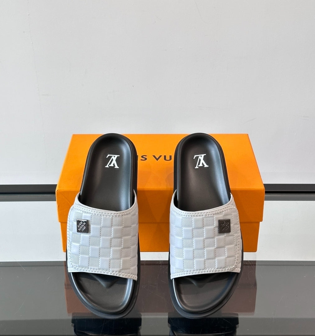 Slide LV Monogram