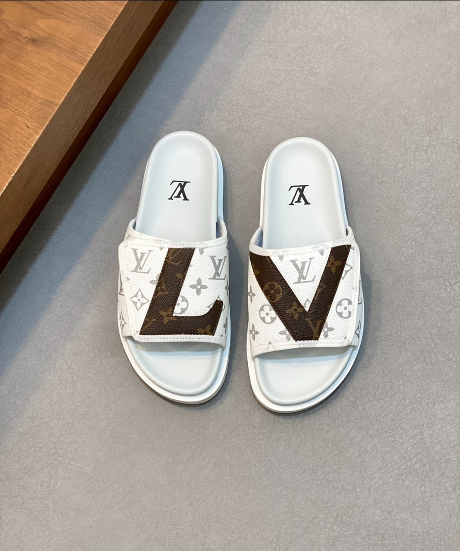 Slide LV Monogram
