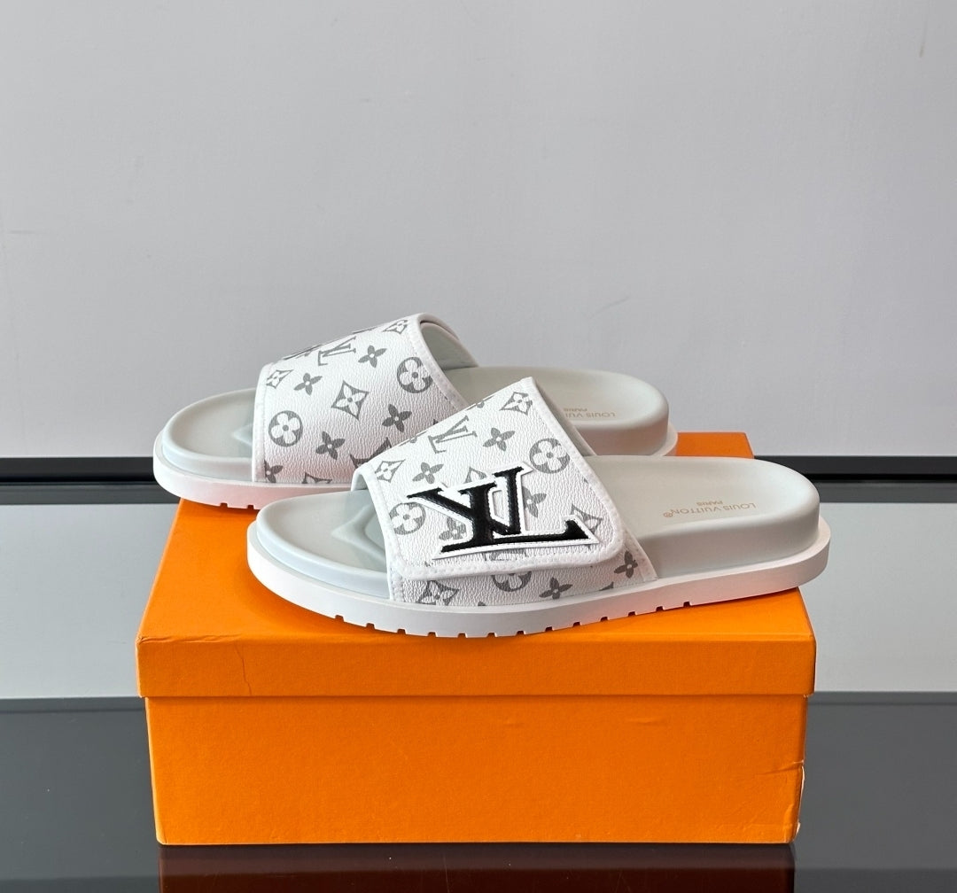 Slide LV Monogram