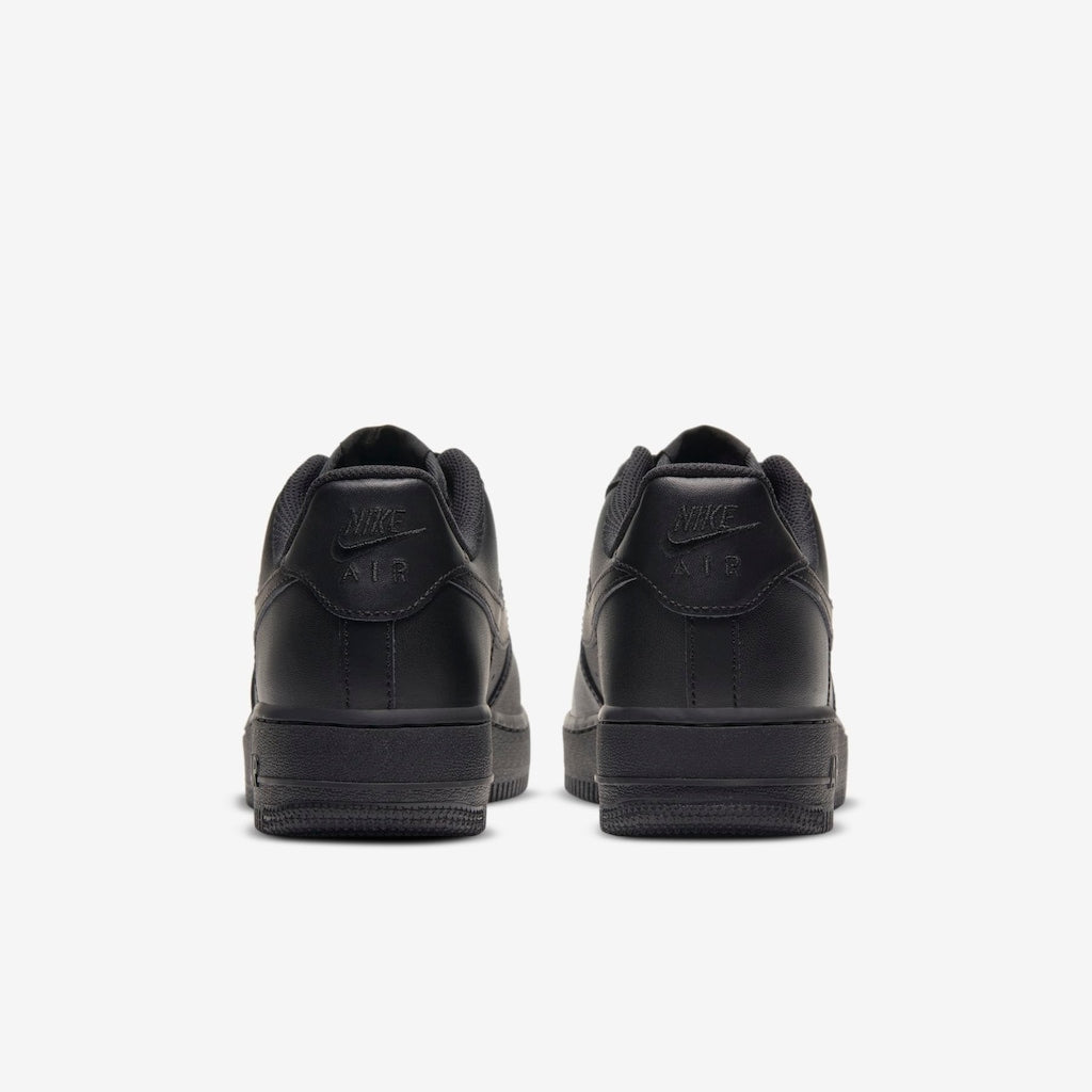 Tênis Nike Air Force 1 '07