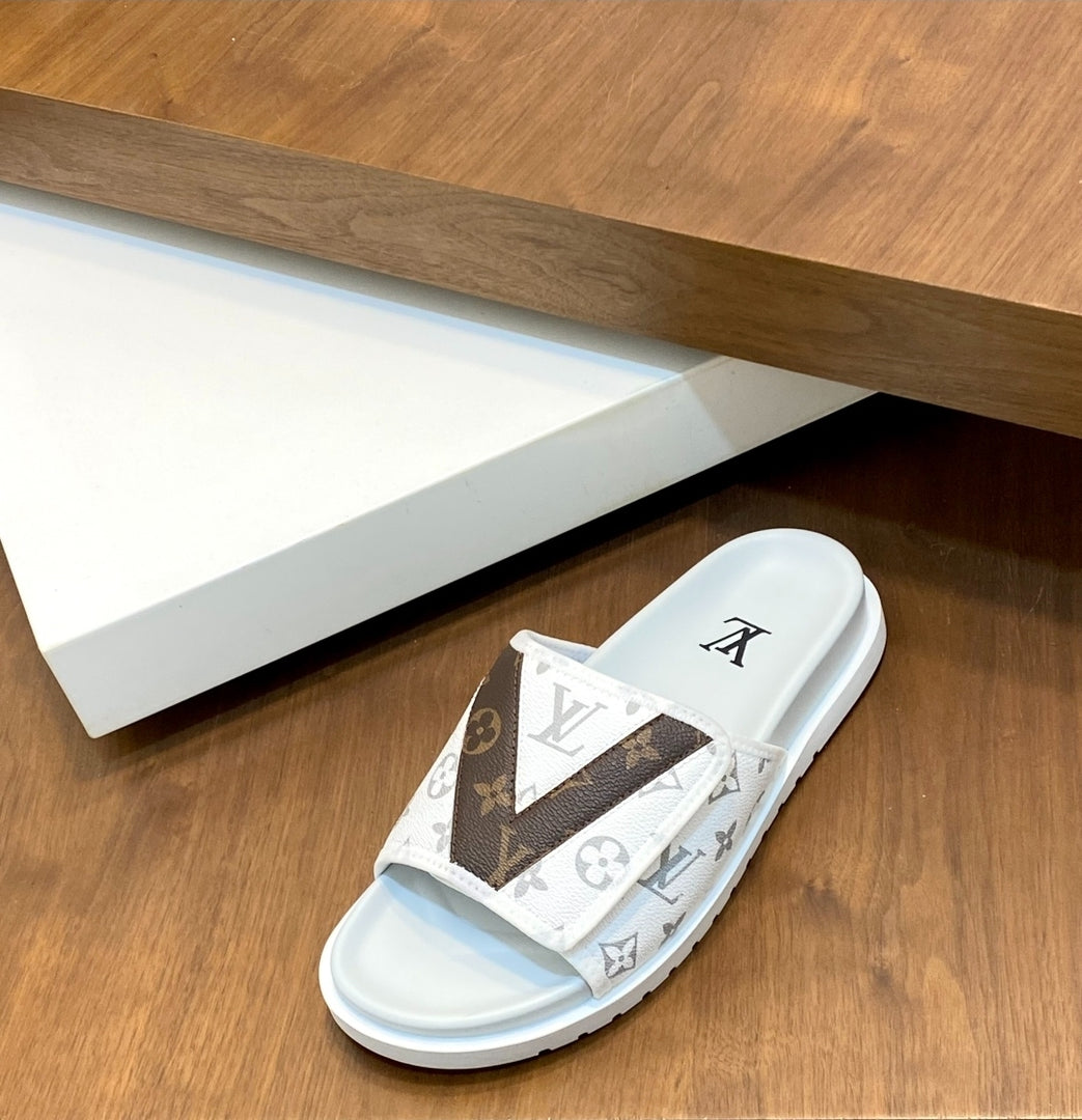 Slide LV Monogram