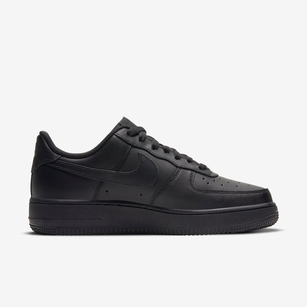 Tênis Nike Air Force 1 '07