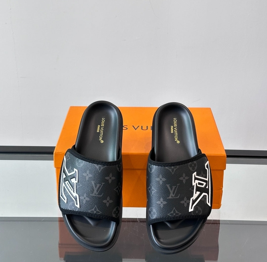 Slide LV Monogram