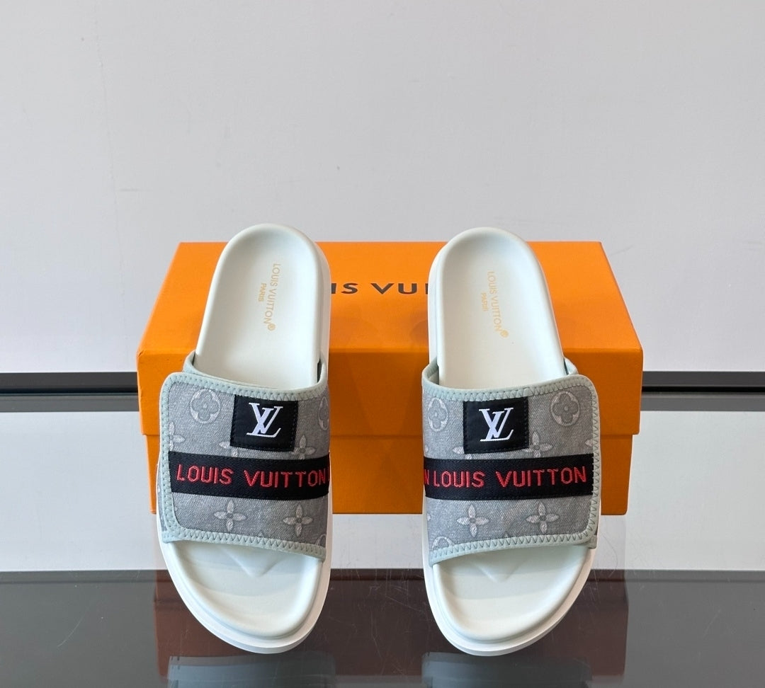 Slide LV Monogram