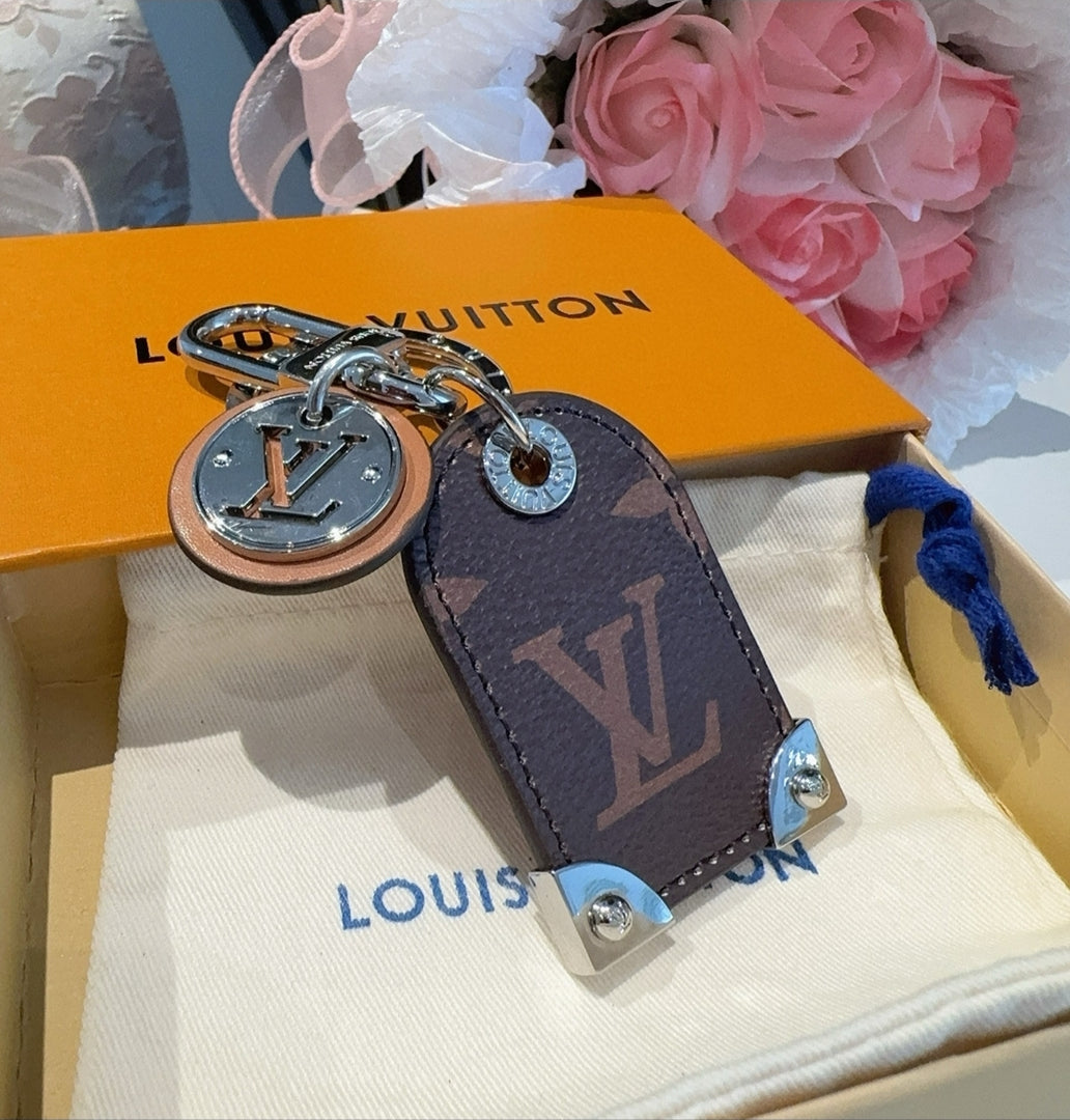 Chaveiro da LV