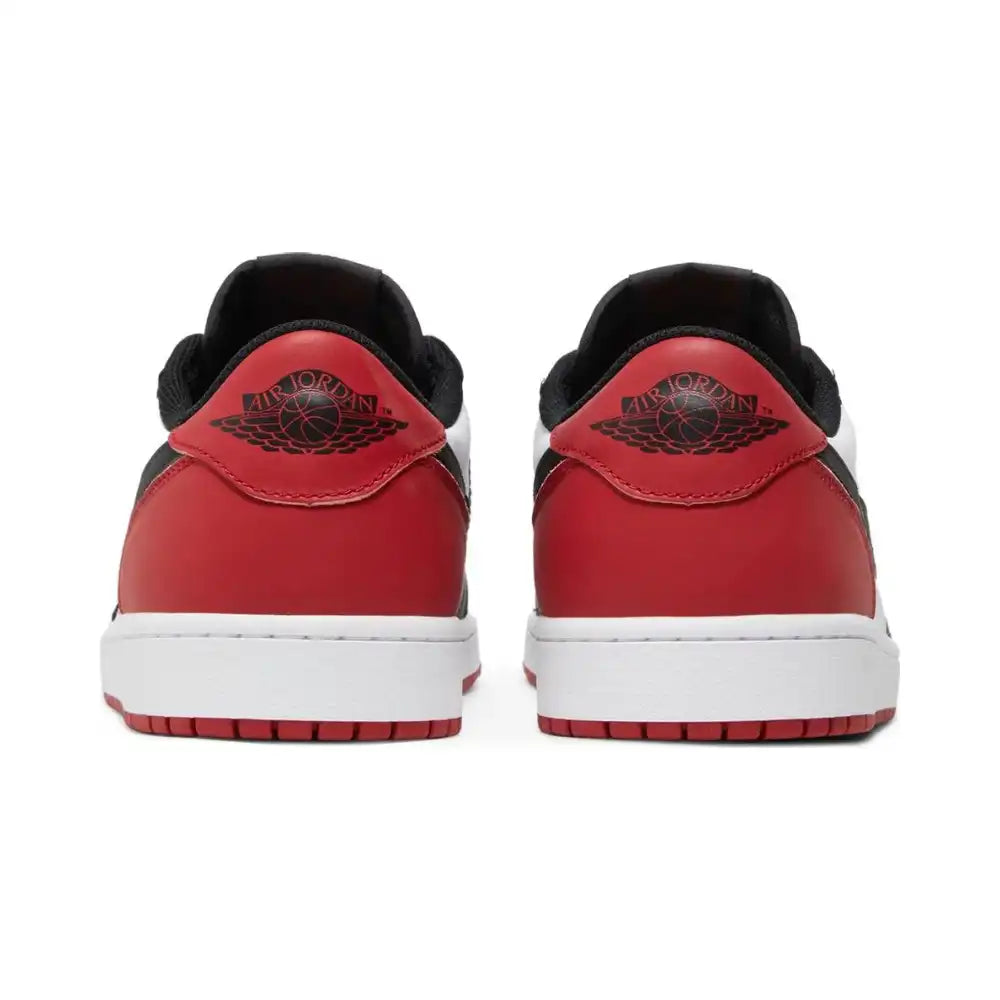 Tênis Nike Air Jordan 1 Low OG Black Toe