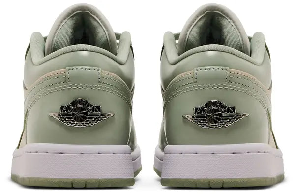 Tênis Nike Air Jordan 1 Low SE Seafoam Sail