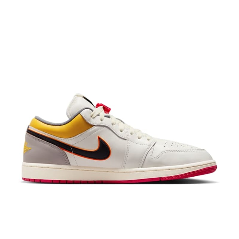 Tênis Nike Air Jordan 1 Low Premium