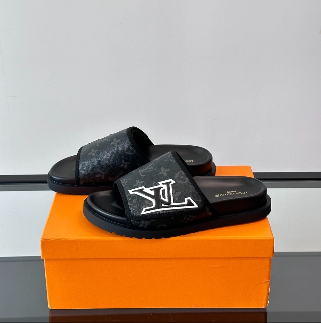 Slide LV Monogram